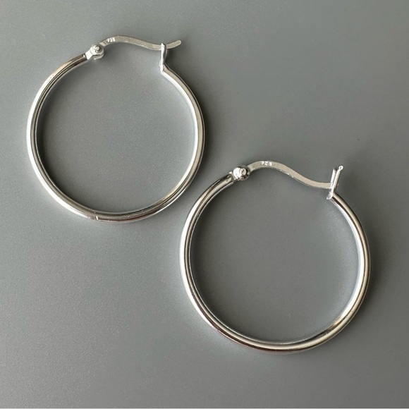 Sterling Silver Hinged Hoop Earrings 30mm - Picture 7 of 8